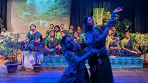 ‘বাঁধনহারা বৃষ্টিধারা’য় মুগ্ধতার সন্ধ্যা