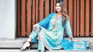 শরতের পোশাকে