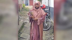 বাবাকে হারানোর শোক শক্তিতে বদলে ইতি উপজেলা সেরা
