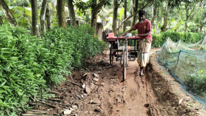 খানা-খন্দের সড়কে বিচ্ছিন্ন নূরনগর-শবদলপাড়া