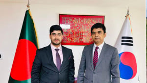 কোরিয়ার আদালতে ২৪৩ শিক্ষার্থীর দাবি উপস্থাপন