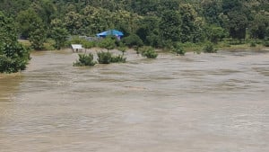 খাগড়াছড়িতে ভারী বৃষ্টিতে তলিয়ে গেছে সড়ক, সাজেকের সঙ্গে যোগাযোগ বন্ধ