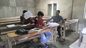 রাঙ্গাবালীতে এইচএসসির খাতা দেখায় শিক্ষার্থীদের সম্পৃক্ত করার অভিযোগ, শিক্ষককে শোকজ