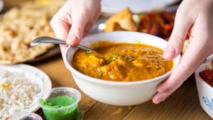 রান্না করা খাবার ফ্রিজের বাইরে কতক্ষণ ভালো থাকে? 