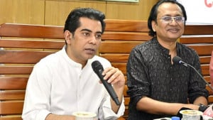 শেখ হাসিনাসহ বিদেশে থাকা সব অভিযুক্তকে ফেরত চায় সরকার: তথ্যমন্ত্রী
