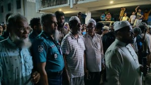 প্যারোলে মুক্তি পেয়ে বাবার জানাজায় আওয়ামী লীগ নেতা
