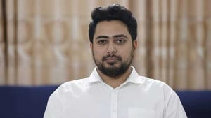বিরোধীদের নিপীড়নের বয়ান তৈরি হচ্ছে 