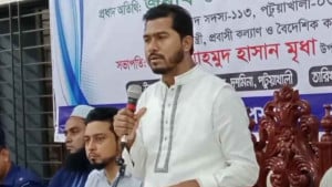 কোনো ধরনের উগ্রতা ও উচ্ছৃঙ্খলতাকে আমরা প্রশ্রয় দেব না: প্রতিমন্ত্রী নুরুল হক নুর