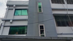 ক্রিকেটার সাকিবের বাড়িতে হামলা: জড়িতদের এখনও শনাক্ত করতে পারেনি পুলিশ