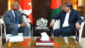 প্রধানমন্ত্রীর প্রতিরক্ষা উপদেষ্টার সঙ্গে কানাডার হাইকমিশনারের সৌজন্য সাক্ষাৎ