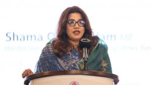 সরকার তিন লাখ টাকার মধ্যে অভিবাসন ব্যয় কমিয়ে আনার চেষ্টা করছে: শামা ওবায়েদ