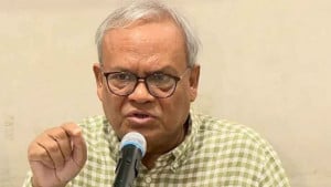প্রশাসনে নিজেদের লোক নিয়োগ বহির্বিশ্বেও প্রচলিত: রিজভী