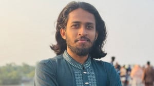 রাকসু ভবনে হামলার ঘটনায় আম্মারের মামলা, আসামি ৫