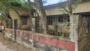 মাধবপুর স্বাস্থ্য কমপ্লেক্সের পরিত্যক্ত ভবনে যুবকের পচাগলা মরদেহ