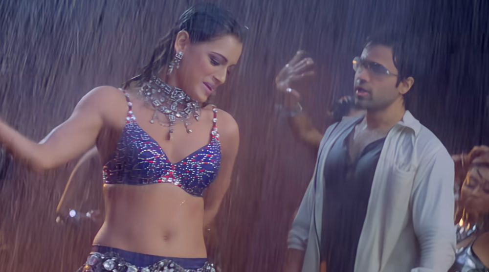 দিয়া মির্জা। ছবি: গানের ভিডিও থেকে