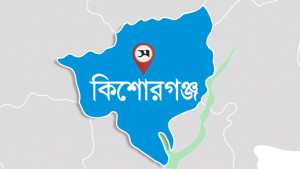 বকেয়া কিস্তি নিতে আসা কর্মকর্তাকে টেঁটার আঘাত