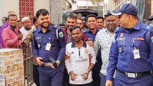 বগুড়ায় ধর্ষণ মামলায় হিরো আলম গ্রেপ্তার 