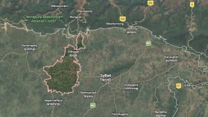 পূর্ব বিরোধের জেরে সংঘর্ষ ভাঙচুর-লুটপাট, আহত ১৫