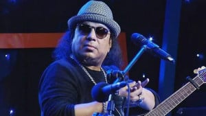 আইয়ুব বাচ্চুকে নিয়ে ‘এলআরবি’ ব্যান্ডের আবেগী বার্তা