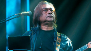 দীর্ঘ বিরতির পর এলো পার্থ বড়ুয়ার ‘মুখোশ’