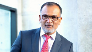 ক্ষমা চেয়ে ভুলে যেতে বললেন বাণিজ্য উপদেষ্টা 