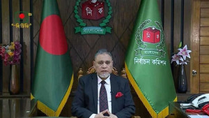 জাতির উদ্দেশে সন্ধ্যায় ভাষণ দেবেন সিইসি 