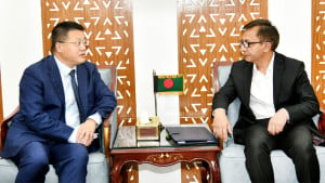 এই সরকারের আমলে প্রথম বিনিয়োগ করবে চীন