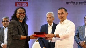 একুশে পদক গ্রহণ করল ওয়ারফেজ, ইতিহাসের সাক্ষী হতে ছুটে এলেন পুরোনো সদস্যরাও