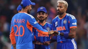 পাকিস্তানকে ৬১ রানে হারিয়ে সুপার এইটে ভারত