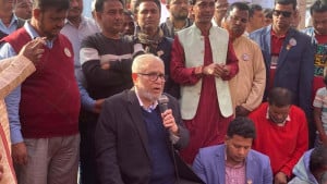 পাহারাদার হয়ে জনগণের সেবা করতে চাই