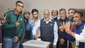 ভোটের মাধ্যমে দেশে গণতান্ত্রিক পরিবেশ সৃষ্টি হয়েছে: মঈন খান