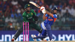 ভারতকে হারাতে পাকিস্তানের টার্গেট ১৭৬