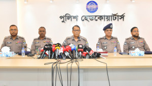 জঙ্গি হামলার তীব্র আশঙ্কা করছি না, তবে উড়িয়েও দিচ্ছি না: আইজিপি