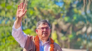 ভোটকেন্দ্র থেকে পাওয়া হিসাবে এগিয়ে সালাহউদ্দিন আহমদ