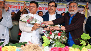 জামায়াতের সমাবেশে ভোট চাওয়া আওয়ামী লীগ নেতা এবার বিএনপিতে
