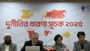 দুর্নীতি প্রতিরোধে ব্যর্থ অন্তর্বর্তী সরকার