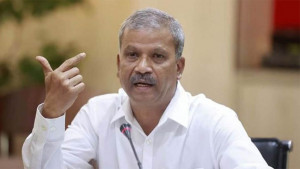 বিএনপির মন্ত্রীসভায় আমার থাকার প্রশ্নই ওঠে না: আসিফ নজরুল
