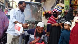 মন্ত্রী-প্রতিমন্ত্রীদের এলাকায় উচ্ছ্বাস, মিষ্টি বিতরণ