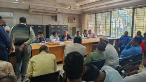 ফরিদপুরে দরপত্র জমায় বাধা দেওয়ার অভিযোগ