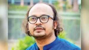 ইতিহাসের বাঁক ও মোড়