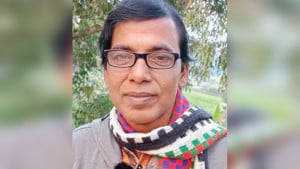 কৈশোরের ঝোঁক থেকে পালাকার ইসলাম উদ্দিন