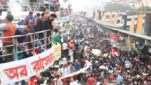 ঈদে নৌপথে যাত্রা নির্বিঘ্ন  রাখতে নানা উদ্যোগ