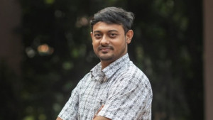 ভোট ডাকাতি ও হামলার অভিযোগ নাসীরুদ্দীন পাটওয়ারীর