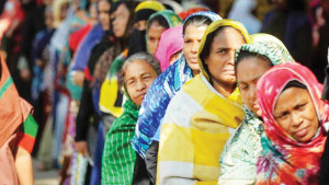 ক্ষমতার চাবিকাঠি এবার নারী ভোটারের হাতে