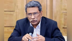 গণভোট ভবিষ্যৎ বাংলাদেশের রাষ্ট্রব্যবস্থার জন্য প্রয়োজন: আলী রিয়াজ