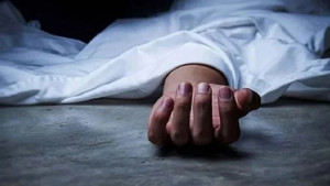 সকালে স্বামী বিকেলে স্ত্রীর মৃত্যু, বাকরুদ্ধ সন্তানরা 