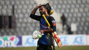 ৯৭ রানে অপরাজিত হৃদয়, রংপুরের বড় পুঁজি