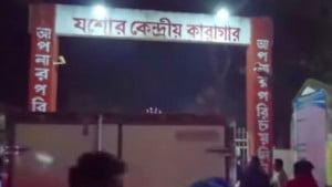 ছাত্রলীগ নেতার স্ত্রী-সন্তানের মৃত্যুতে প্যারোলে মুক্তি নিয়ে ভিন্নমত যশোর জেলা প্রশাসনের