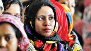 নেতিবাচক প্রতিবেদনে কমছে নারী অভিবাসীর হার