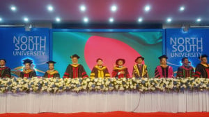 ডিগ্রি নয়, সমাজ ও রাষ্ট্রের প্রতি দায়িত্ব পালনের বার্তা